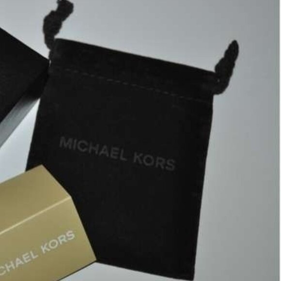 Brown small Michael Kors jewelry bag Measuring 5.5 x 4.5 inches - Picture 1 of 1
